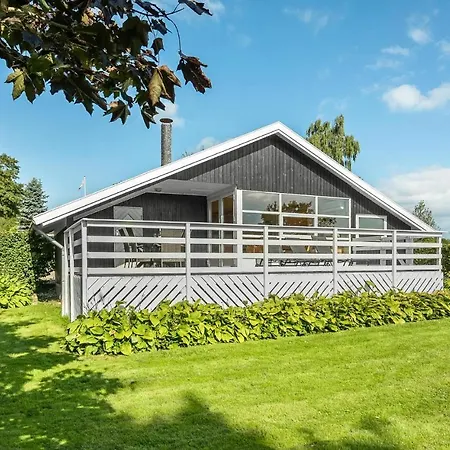 Holiday Home Hejls With Hot Tub 265 Vakantiehuis