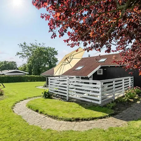 Vakantiehuis Holiday Home Hejls With Hot Tub 265 *