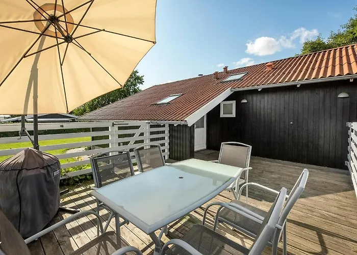 With Hot Tub 265 Nyaraló Hejls