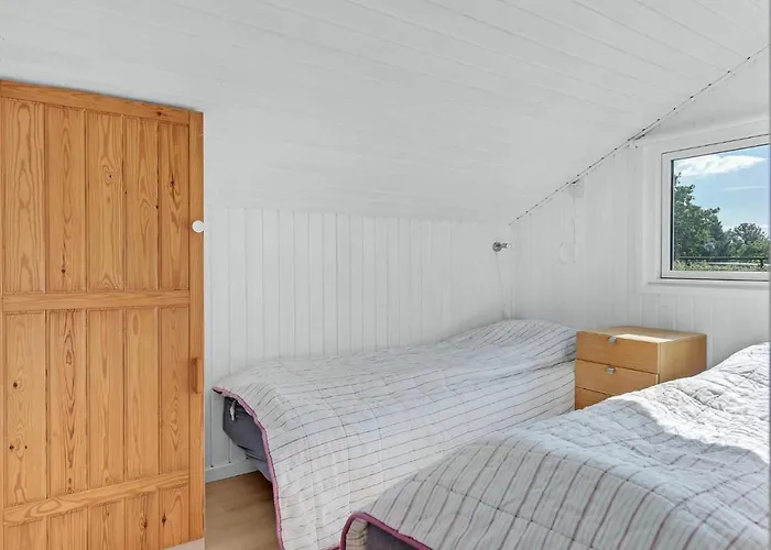 With Hot Tub 265 Nyaraló *